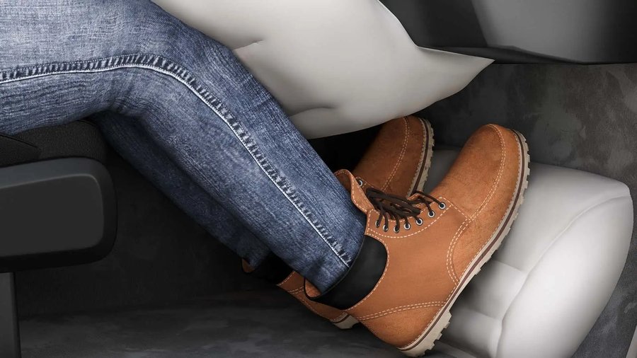 The foot airbag arrives - debut from ZF Lifetec