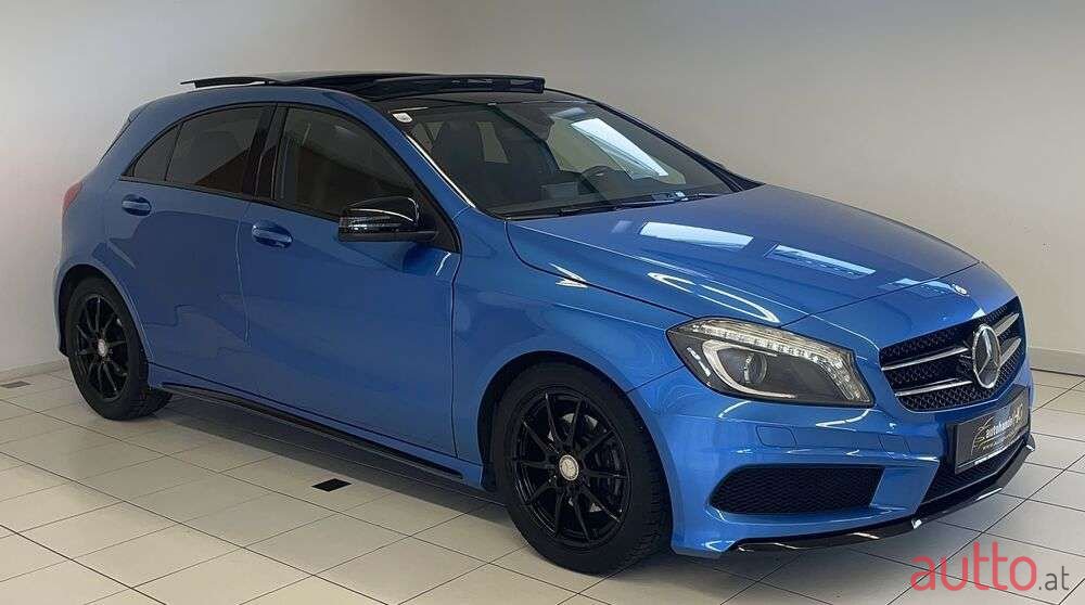 2012' Mercedes-Benz A-Klasse photo #1