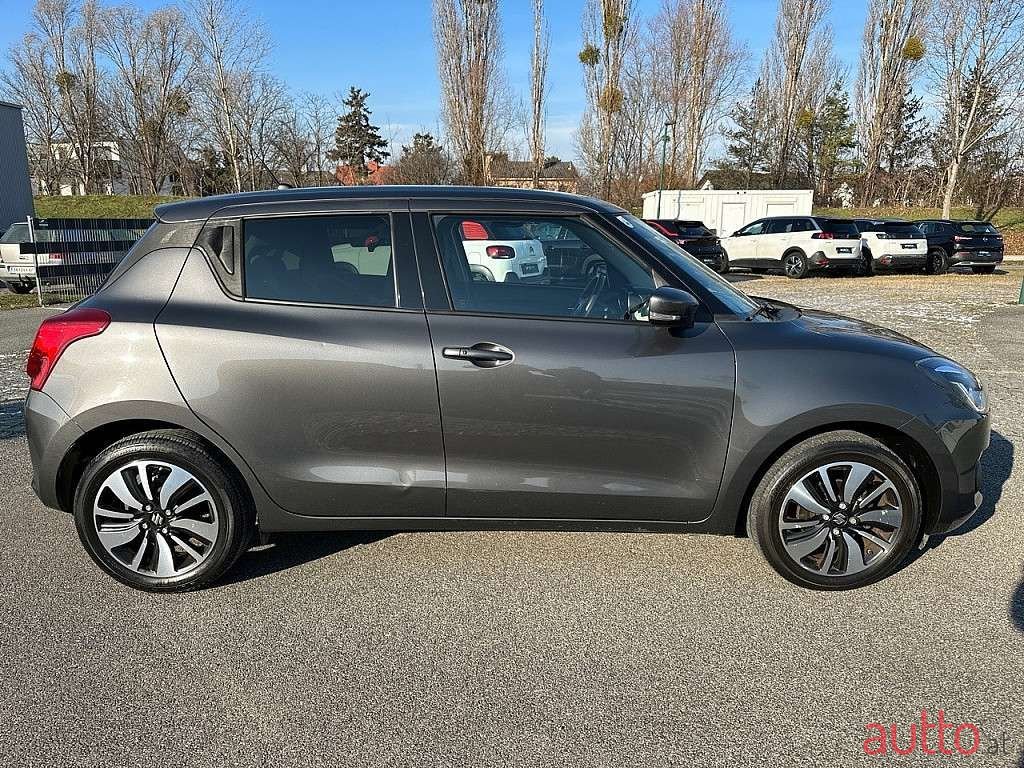 2018' Suzuki Swift photo #5