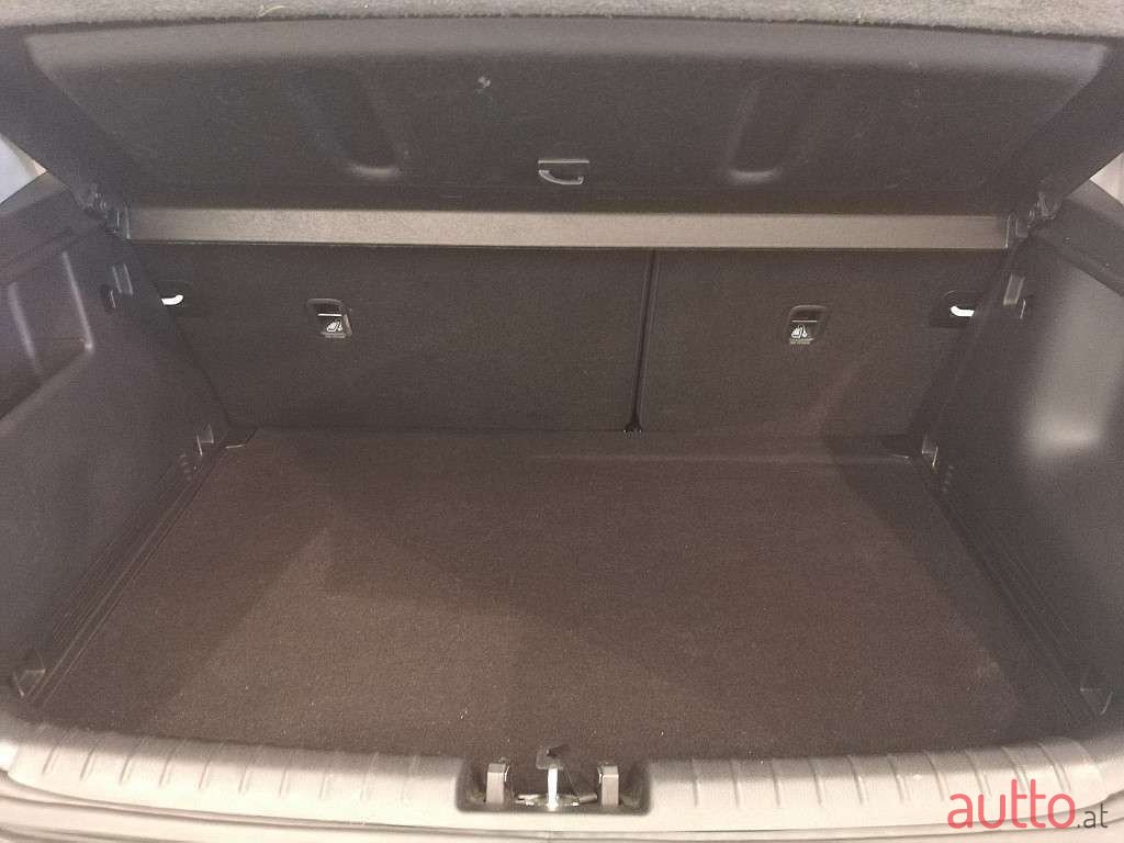 2020' Kia Stonic photo #4