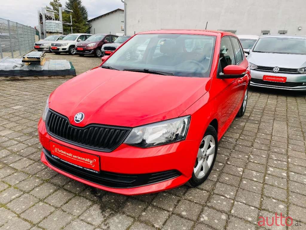 2016' Skoda Fabia photo #1