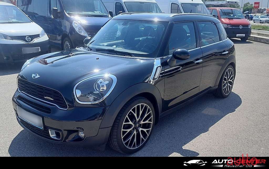 2013' MINI Countryman photo #2