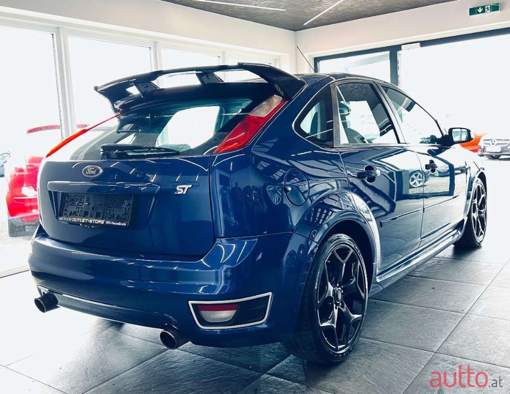 2006' Ford Focus photo #4