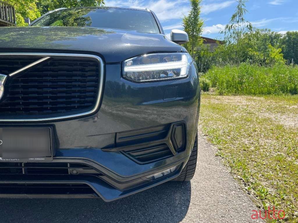2019' Volvo XC90 photo #2