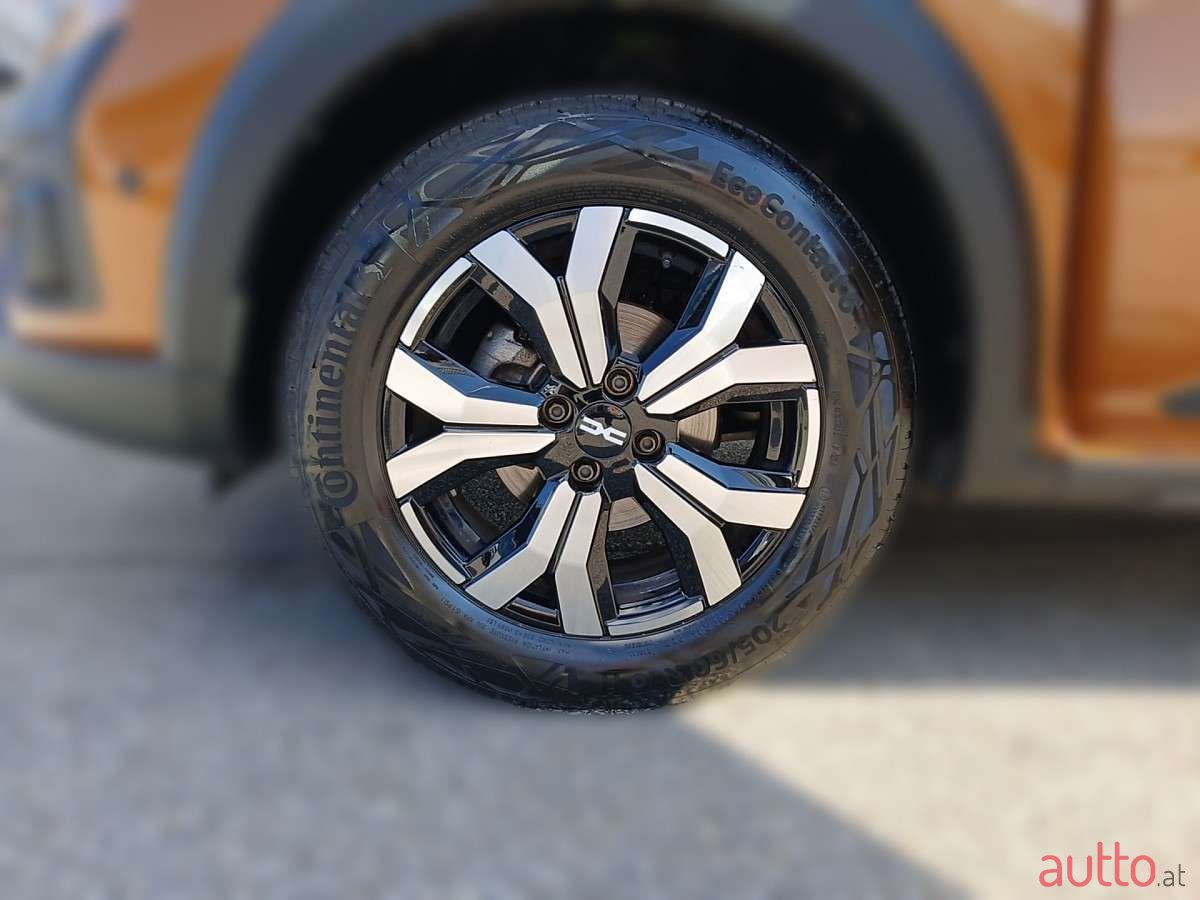 2023' Dacia Sandero photo #4