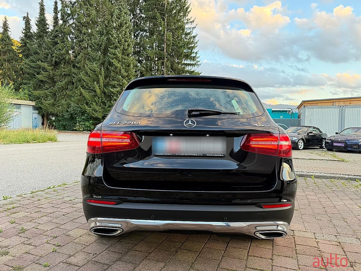 2018' Mercedes-Benz Glc-Klasse photo #4