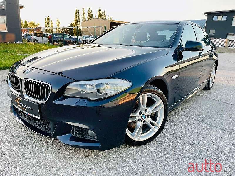 2011' BMW 5Er-Reihe photo #3