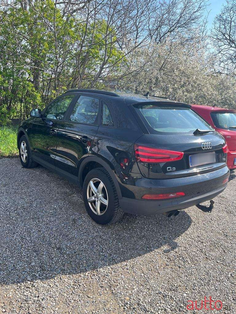 2013' Audi Q3 photo #4