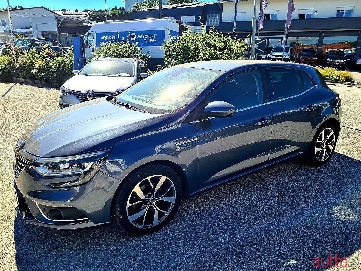 2016' Renault Megane photo #2