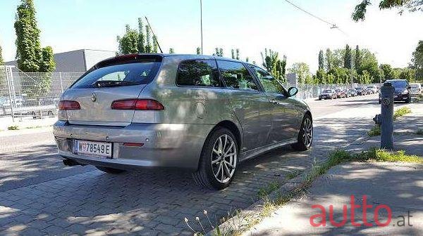 2005' Alfa Romeo 156 photo #5