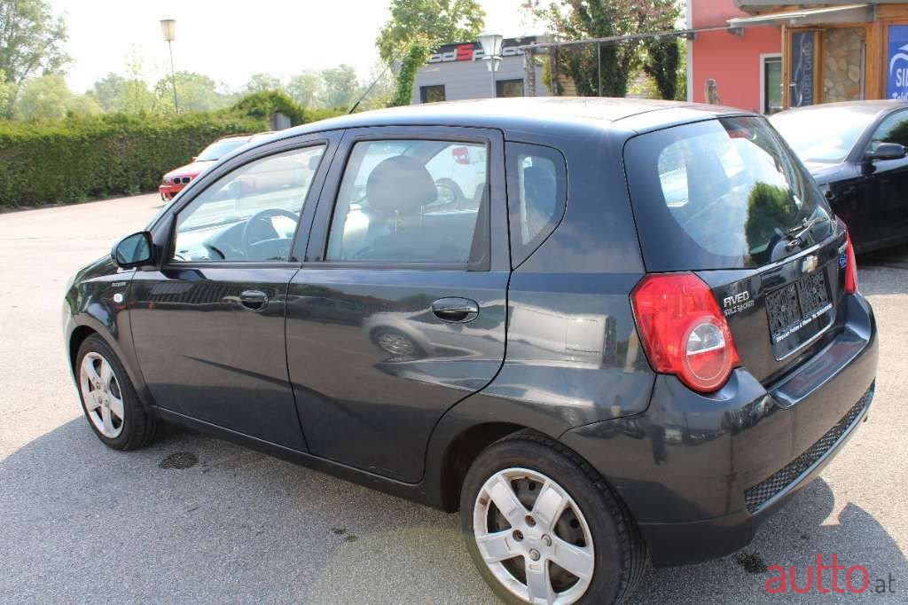2009' Chevrolet Aveo photo #5