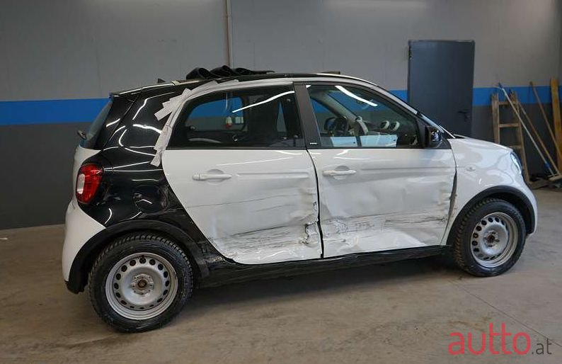 2016' Smart Forfour photo #2