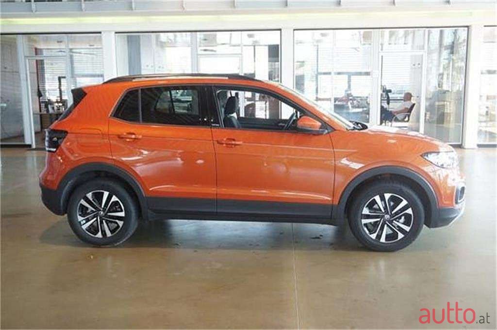 2021' Volkswagen T-Cross photo #2
