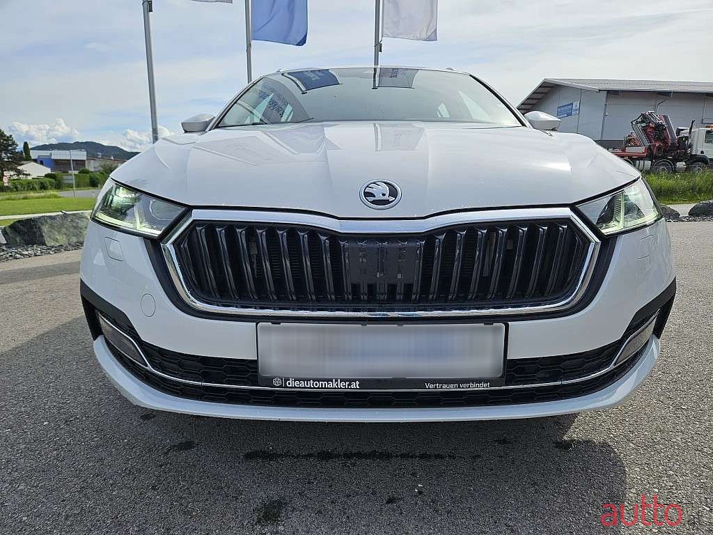 2022' Skoda Octavia photo #4