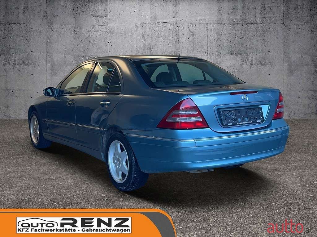 2002' Mercedes-Benz C-Klasse photo #4