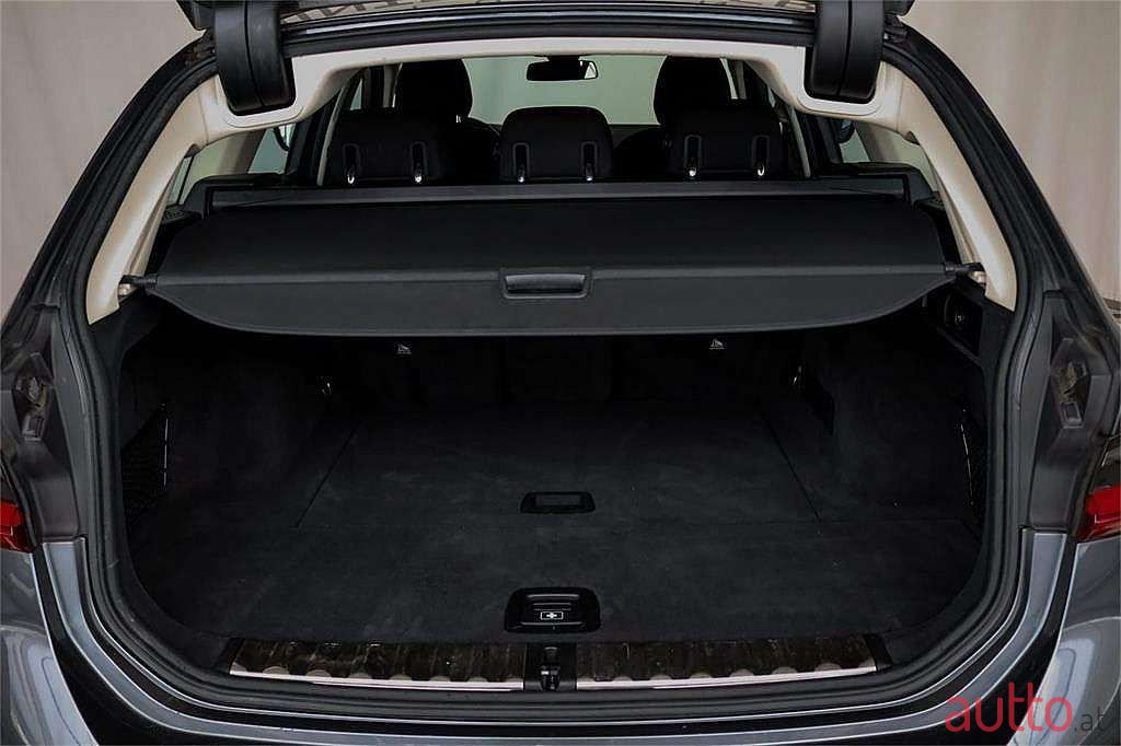 2020' BMW 3Er-Reihe photo #5