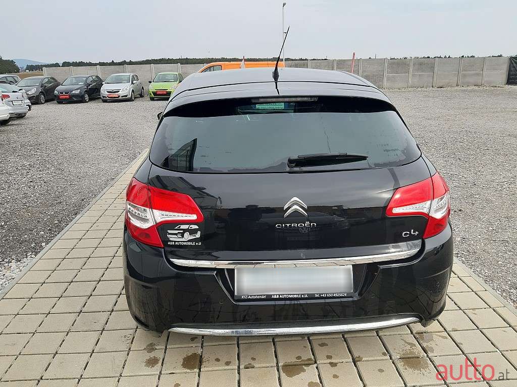 2012' Citroen C4 photo #5