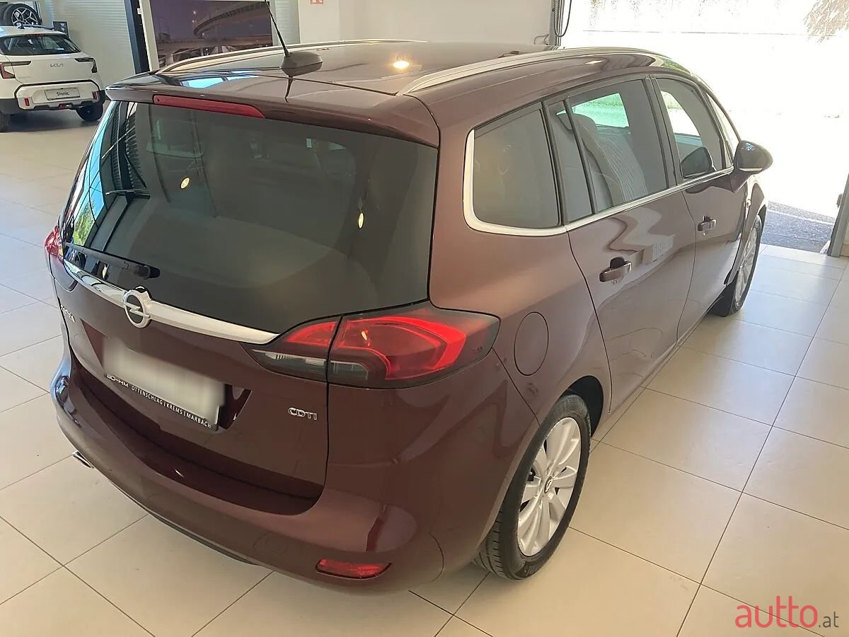 2018' Opel Zafira photo #5