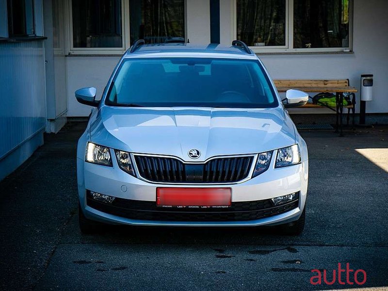 2018' Skoda Octavia photo #4