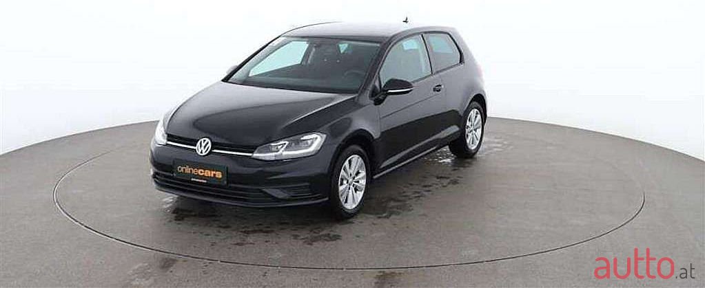 2017' Volkswagen Golf photo #1