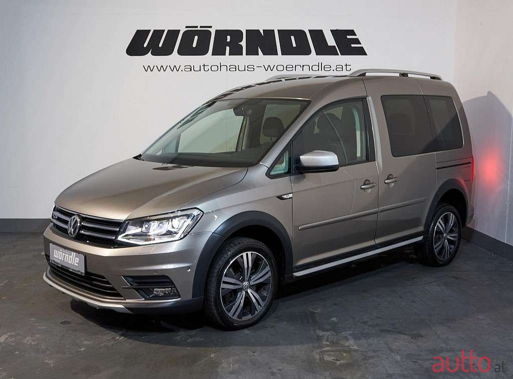 2017' Volkswagen Caddy photo #1