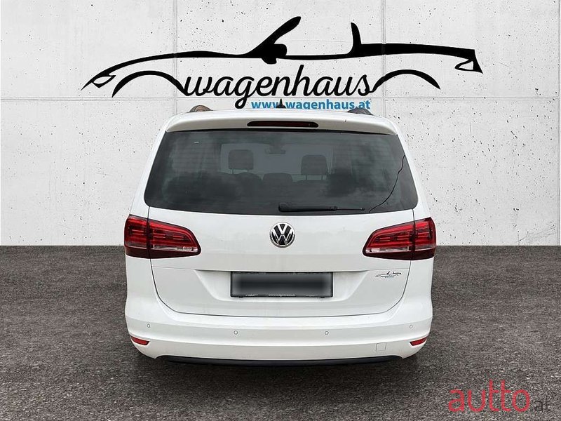 2019' Volkswagen Sharan photo #5