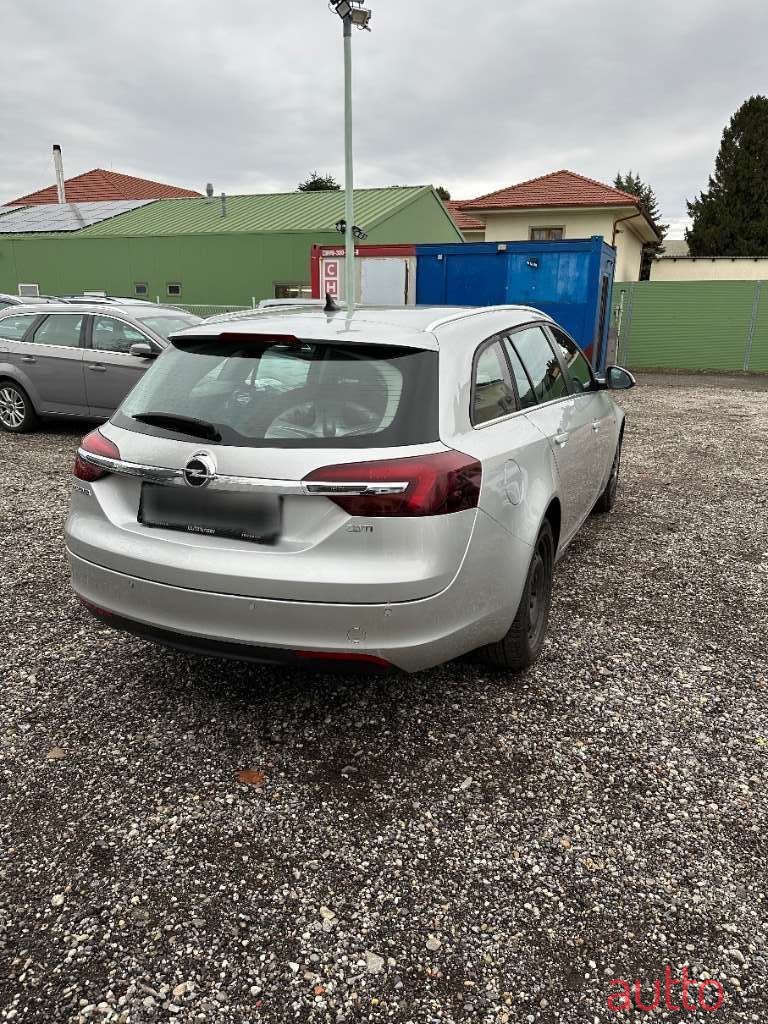 2017' Opel Insignia photo #6