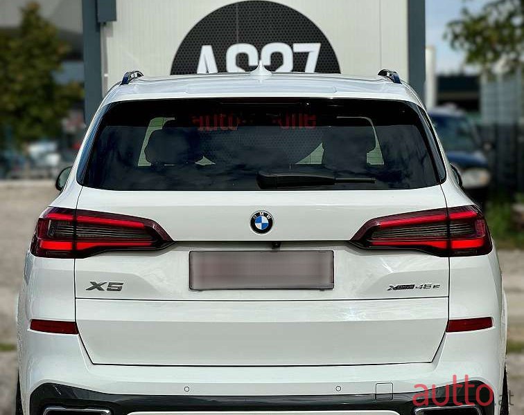 2020' BMW X5 photo #3