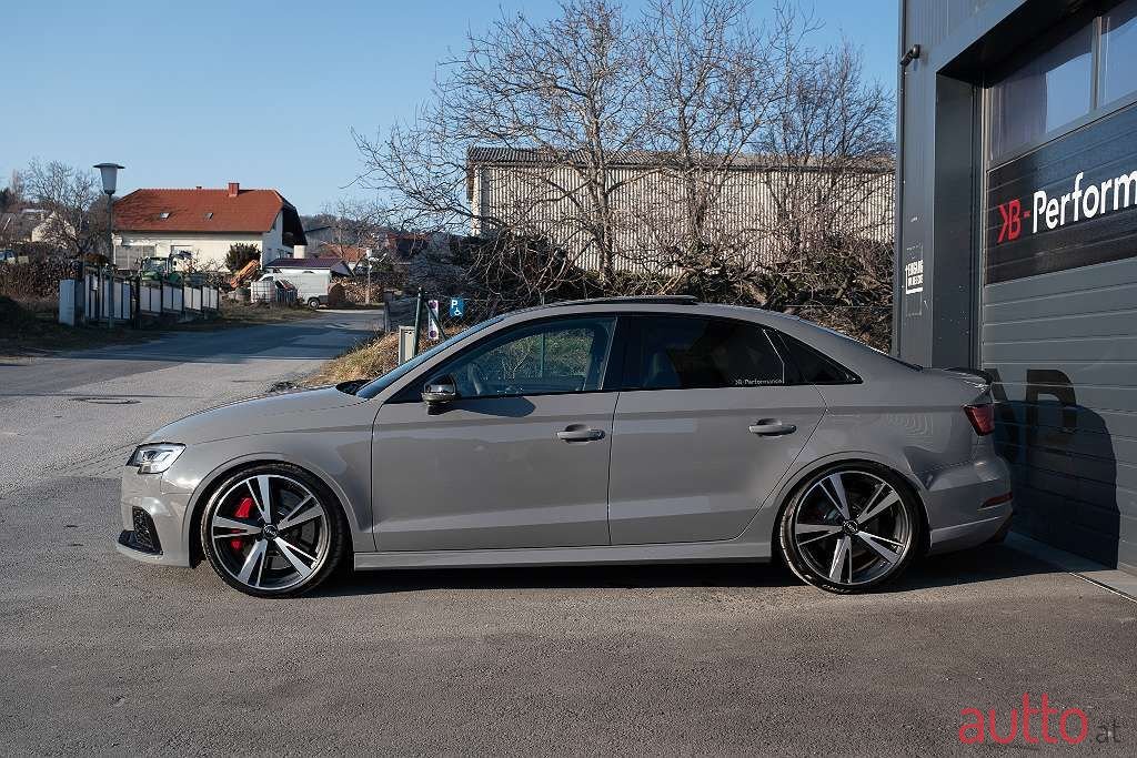 2019' Audi A3 photo #4
