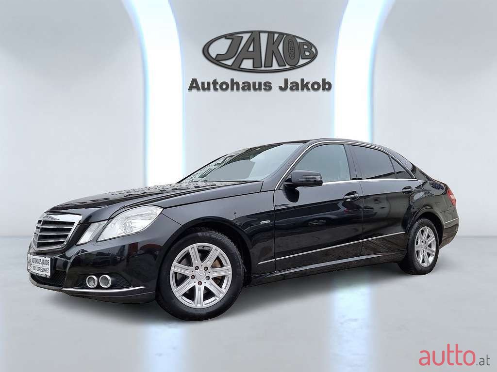2010' Mercedes-Benz E-Klasse photo #1