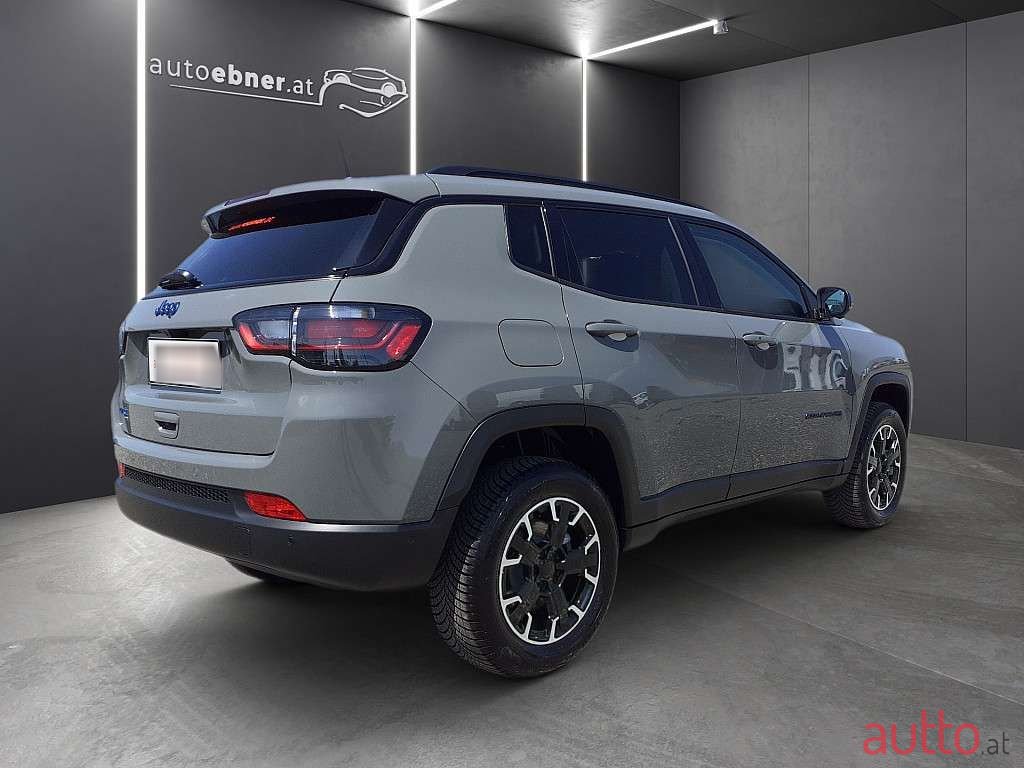 2023' Jeep Compass photo #5