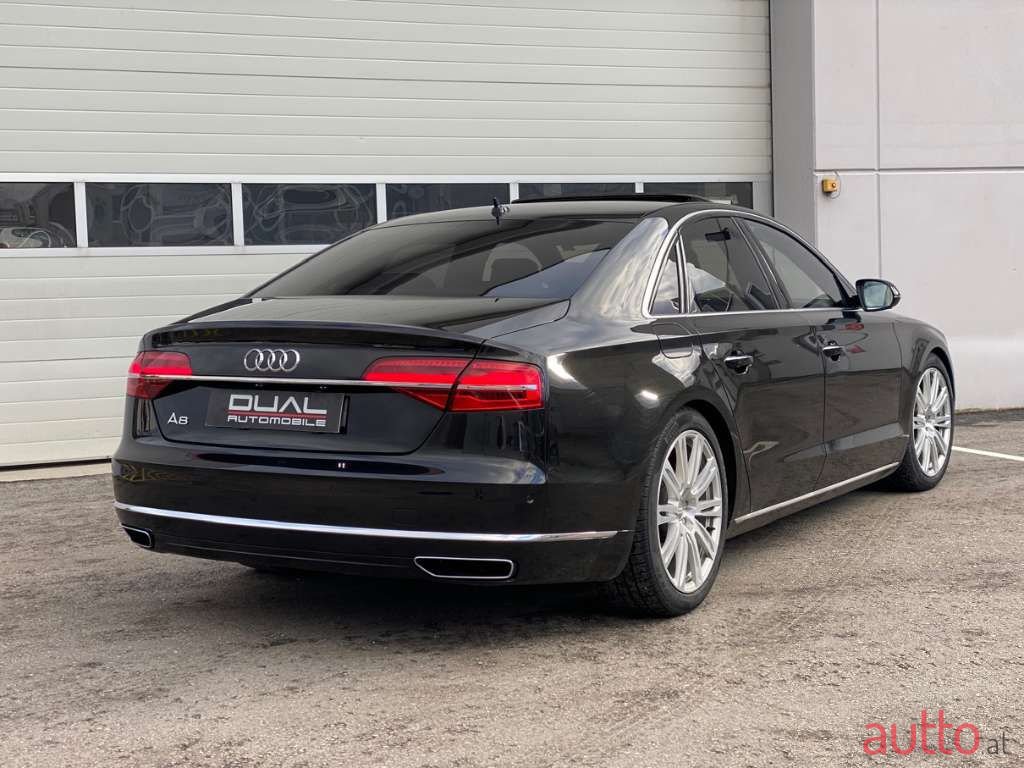 2014' Audi A8 photo #5