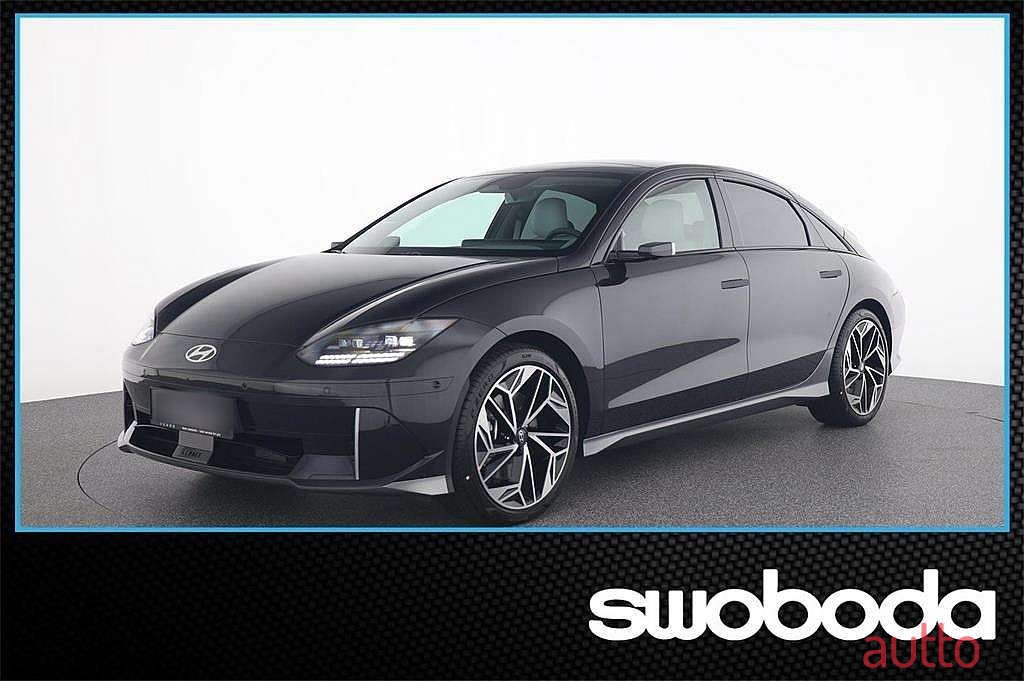 2023' Hyundai Ioniq 6 photo #2