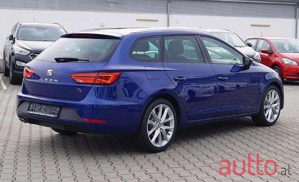 2017' SEAT Leon photo #1