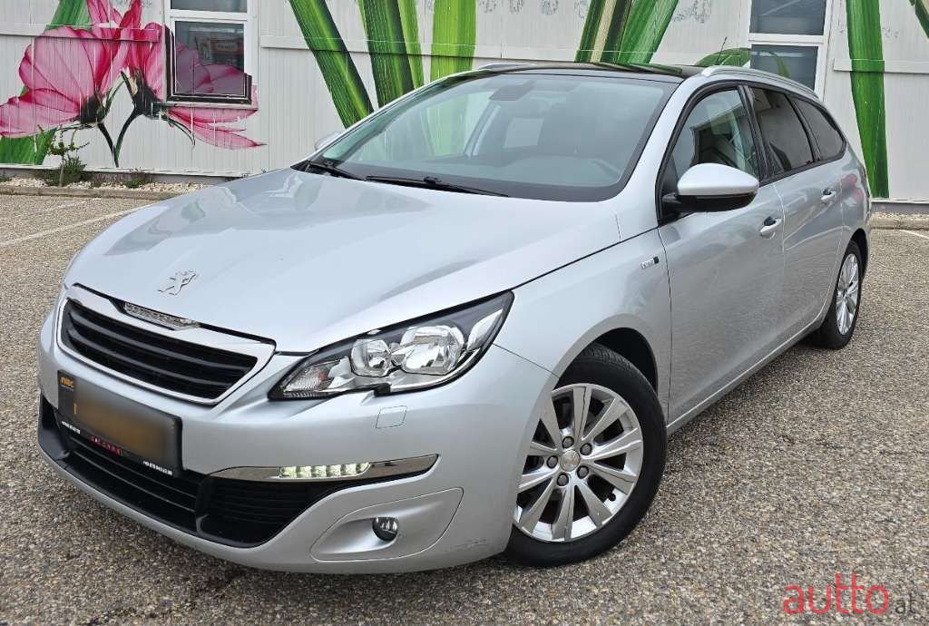 2018' Peugeot 308 photo #2