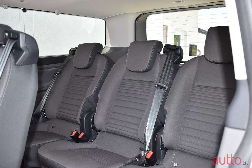 2022' Ford Tourneo photo #5