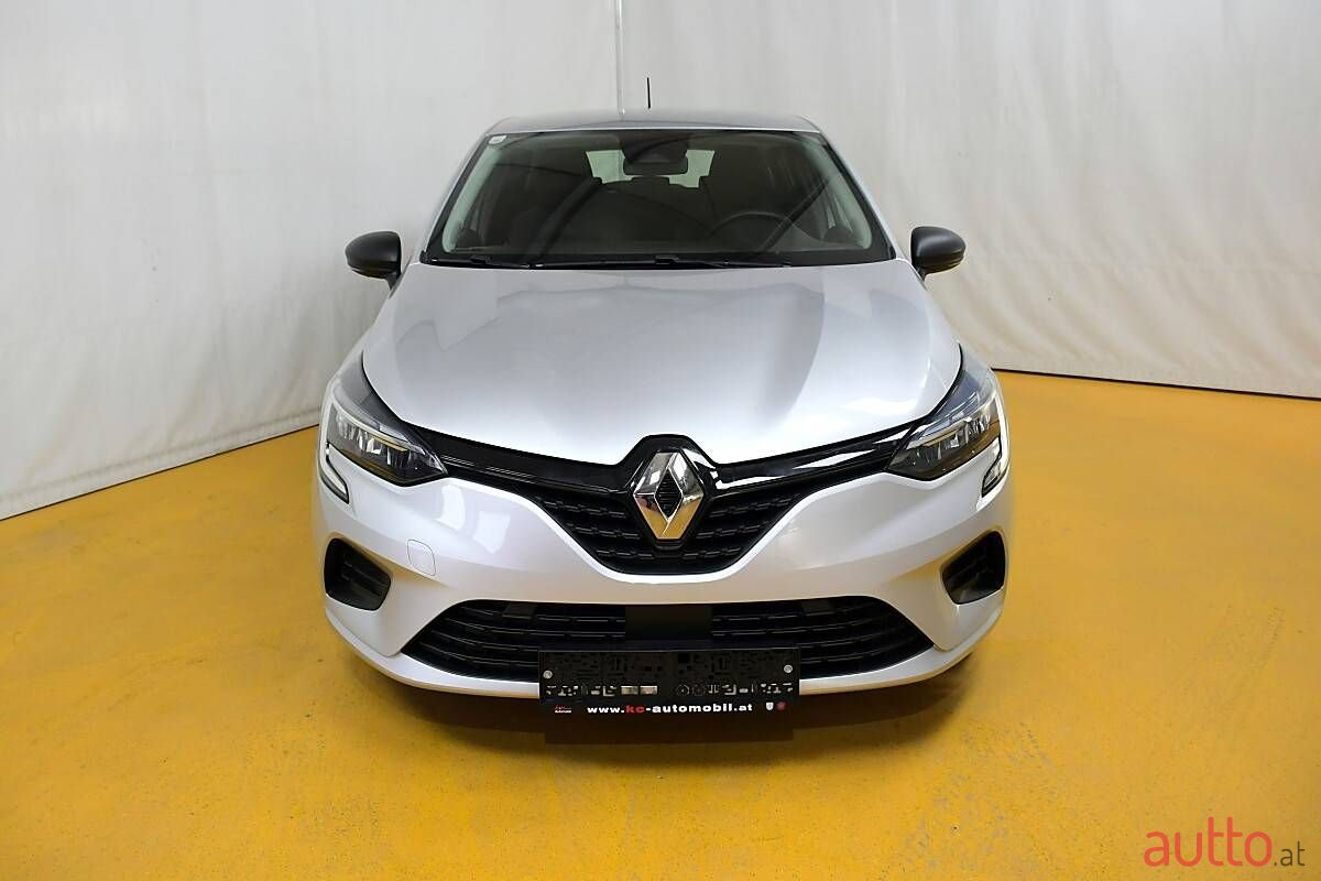 2021' Renault Clio photo #5