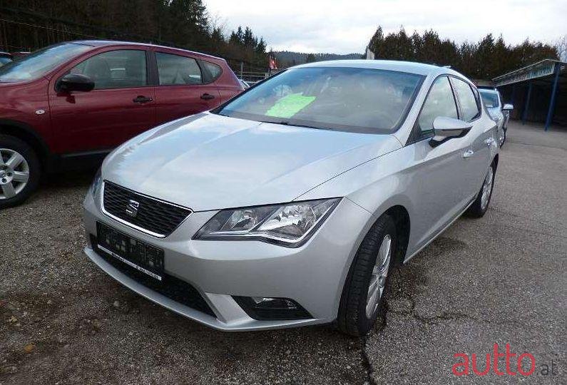 2015' SEAT Leon photo #1