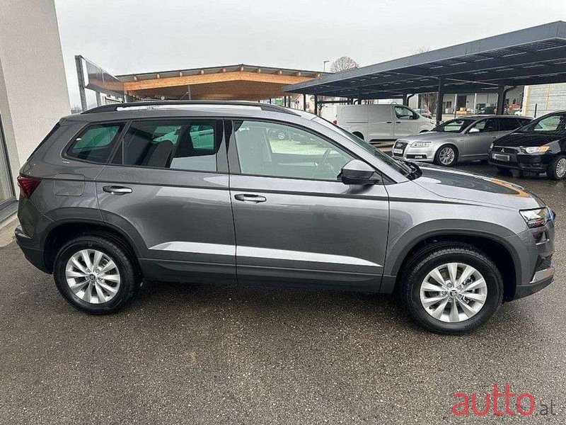 2023' Skoda Karoq photo #3