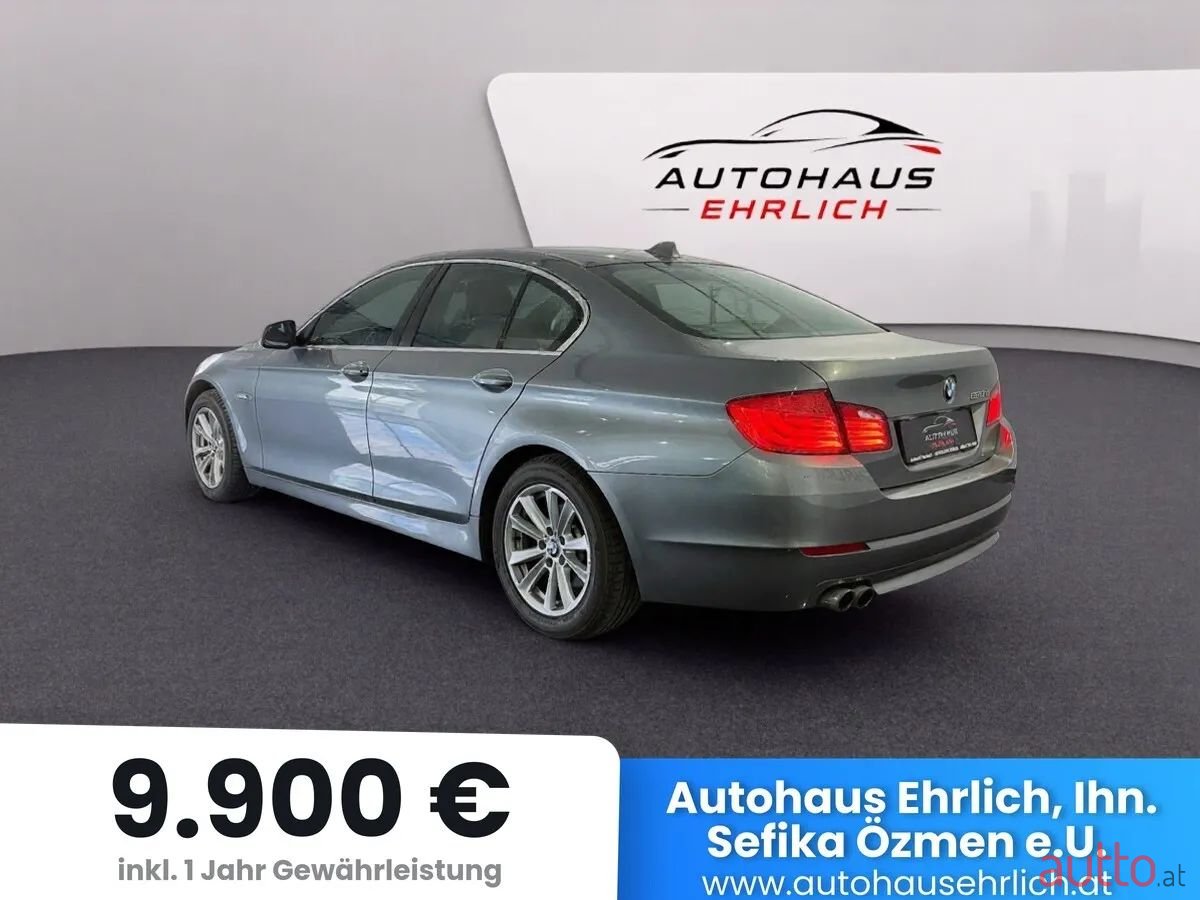2011' BMW 5Er-Reihe photo #6