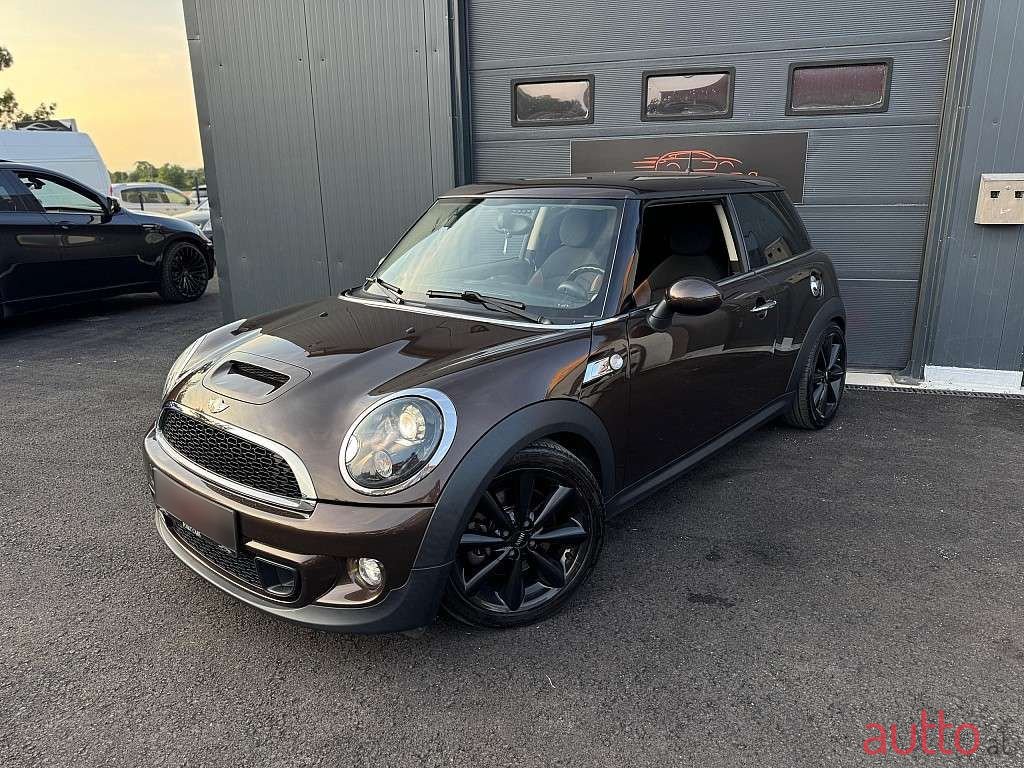 2011' MINI Mini photo #2