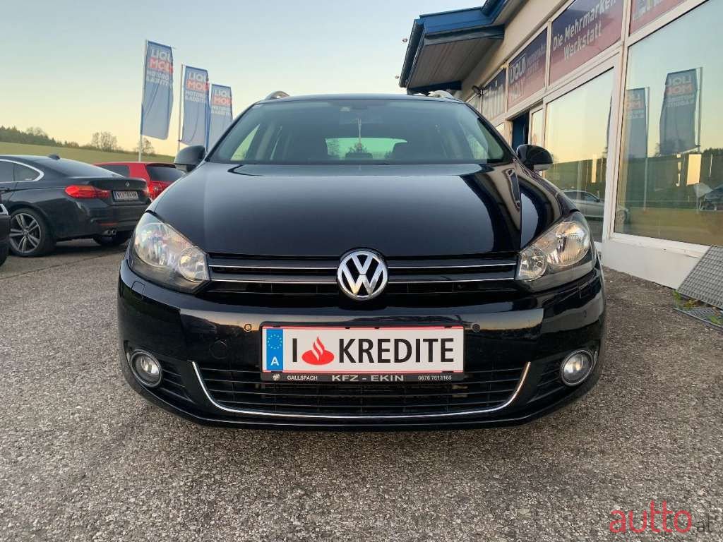 2012' Volkswagen Golf photo #3