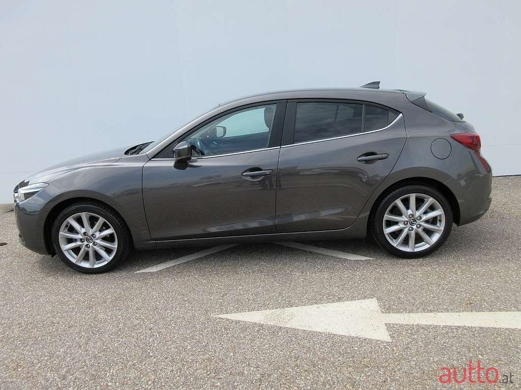 2018' Mazda Mazda3 photo #3