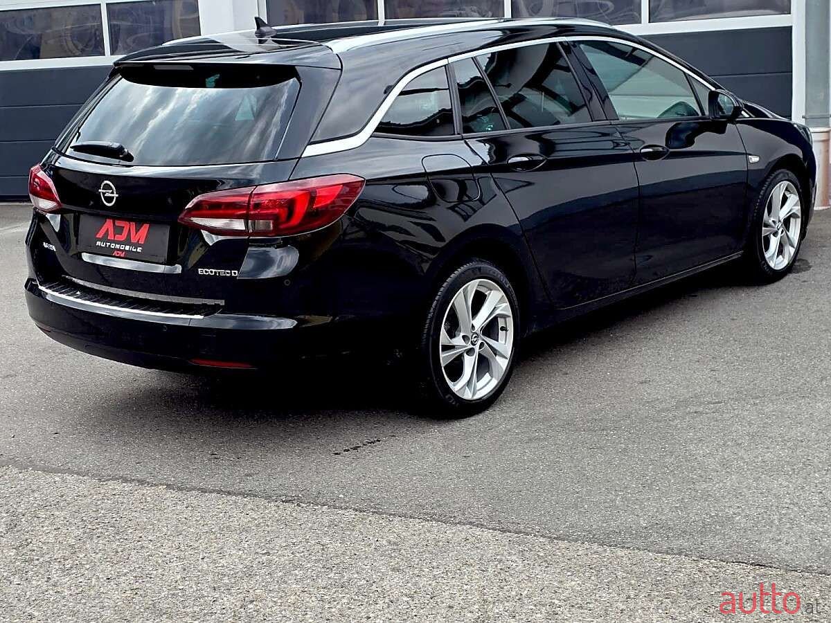 2019' Opel Astra photo #4