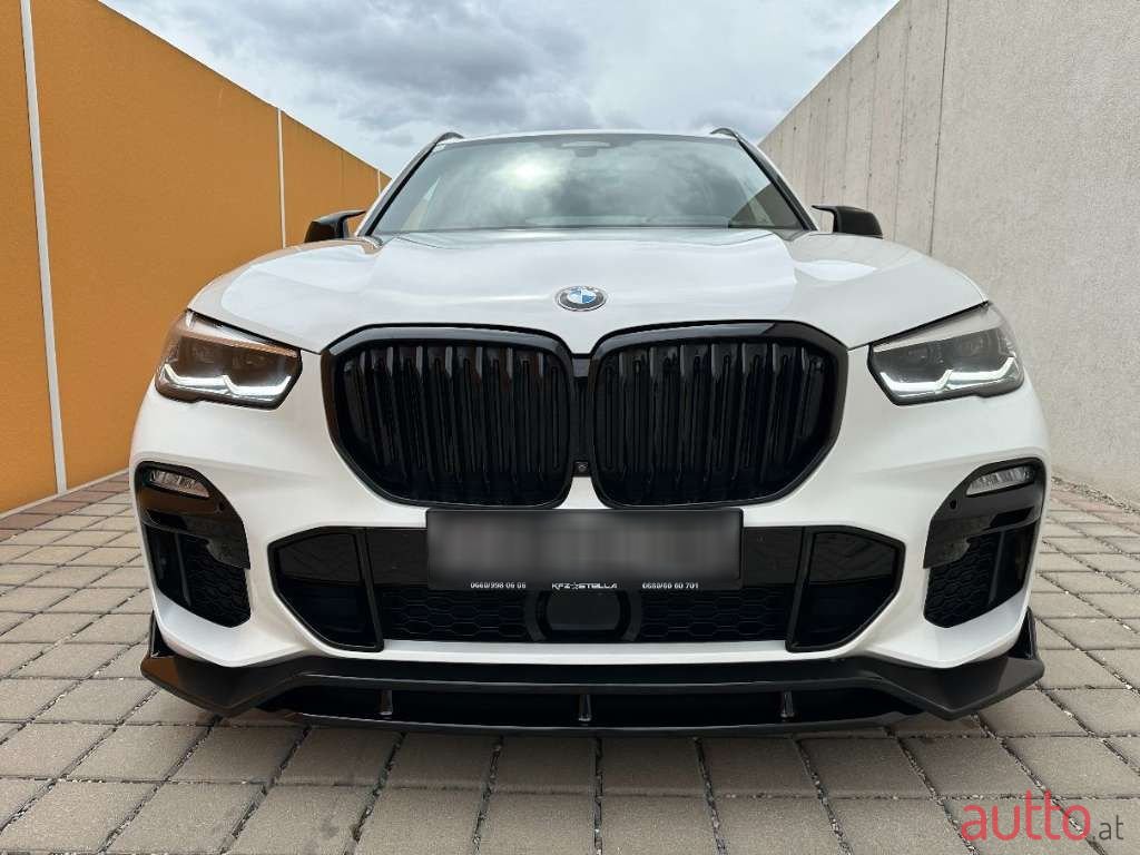 2019' BMW X5 photo #2