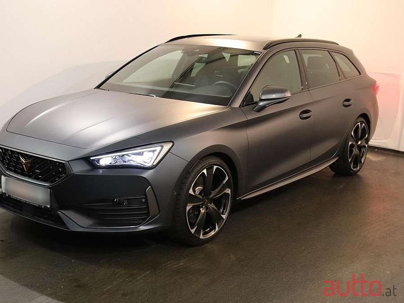 2022' Cupra Leon photo #1