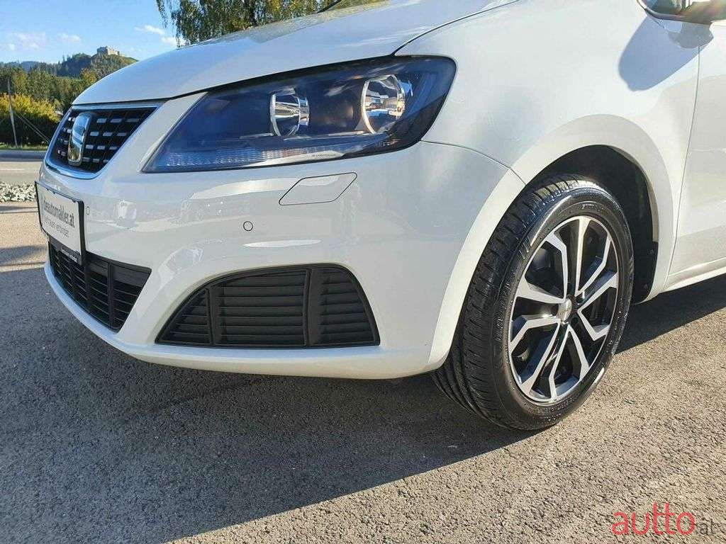 2019' SEAT Alhambra photo #4