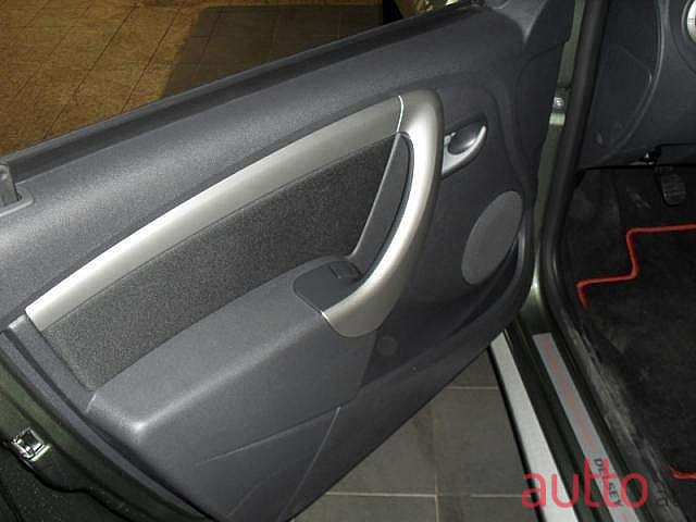 2022' Dacia Sandero photo #3