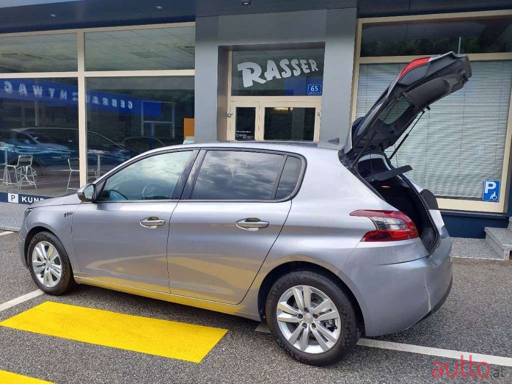 2018' Peugeot 308 photo #6