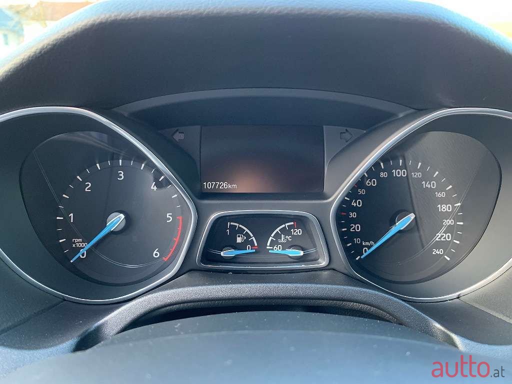 2018' Ford Focus photo #6